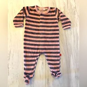 Magnetic Me / Magnificent Baby velour cozy magnetic 9mo sleeper